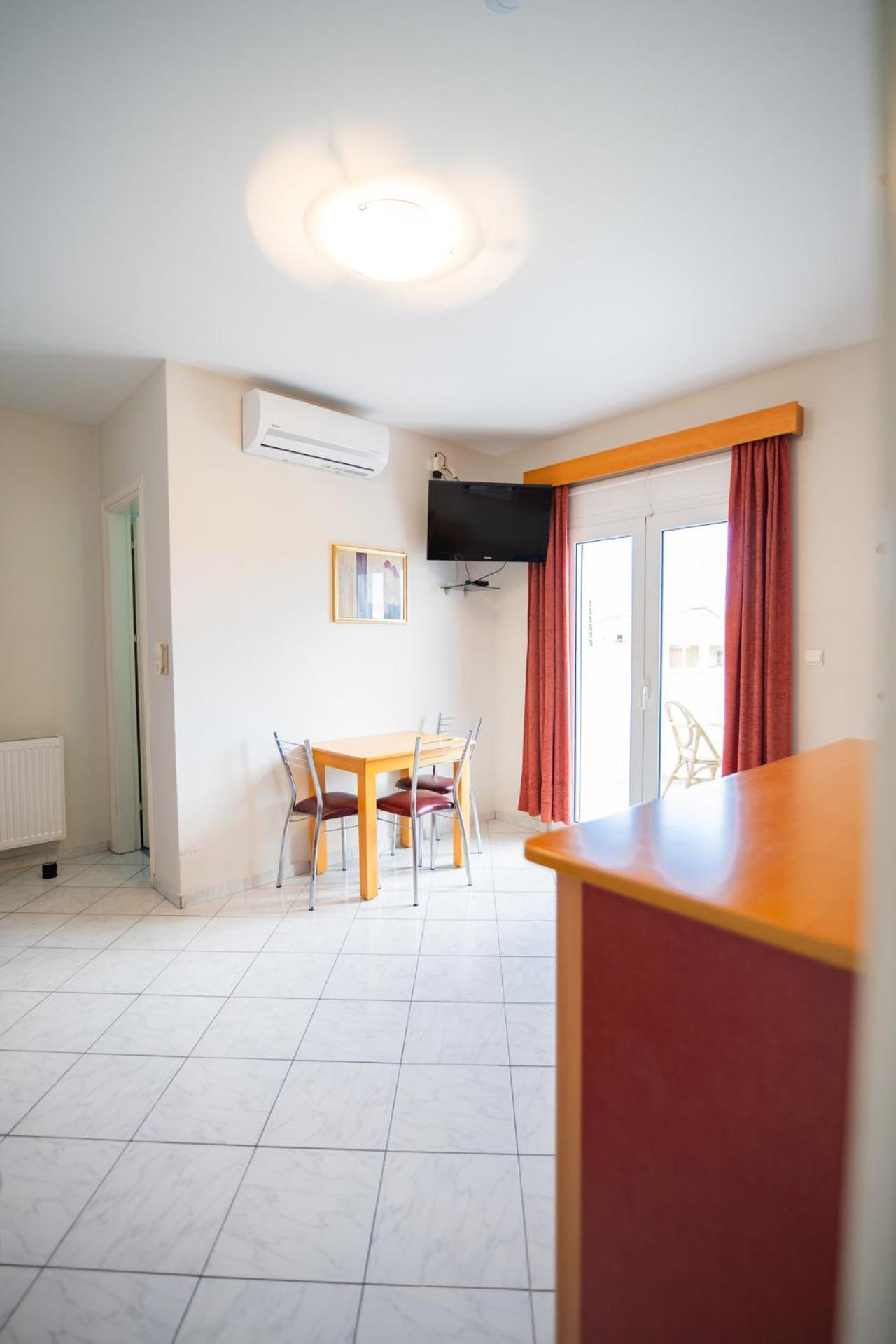 Aparthotel Andreas à Ammoudia Extérieur photo